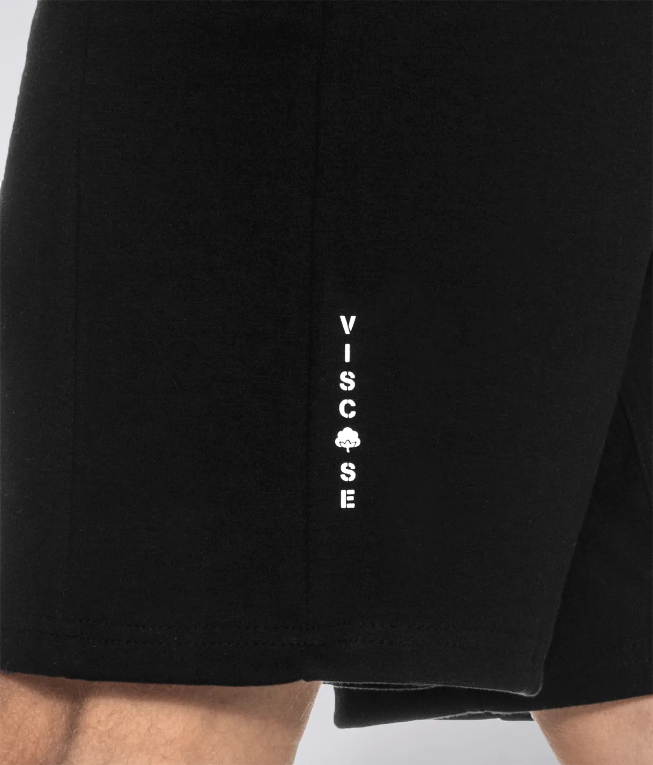 3000 . Viscose Regular-Fit Shorts - Black