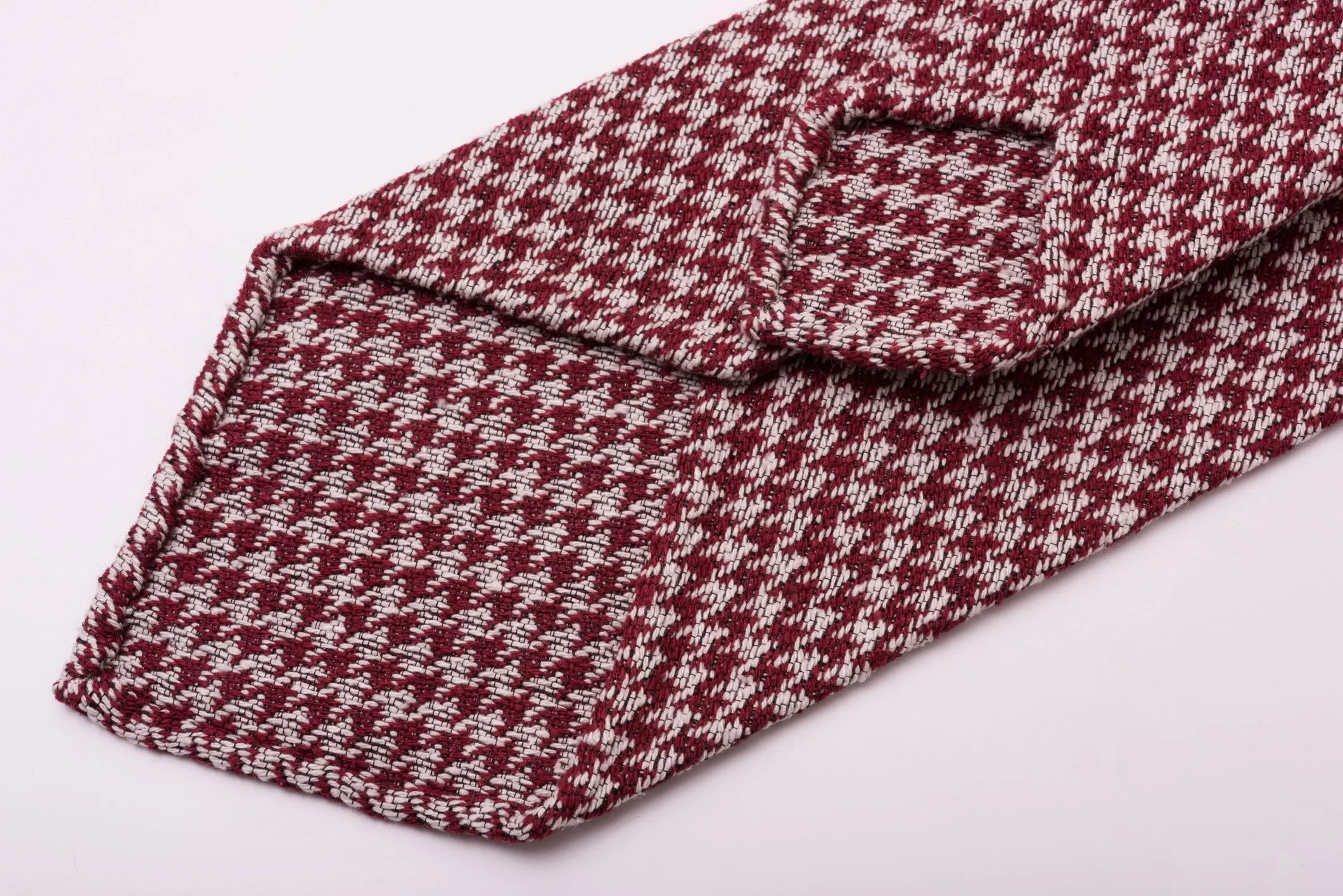 Burgundy & Cream Houndstooth Silk Bourette Tie