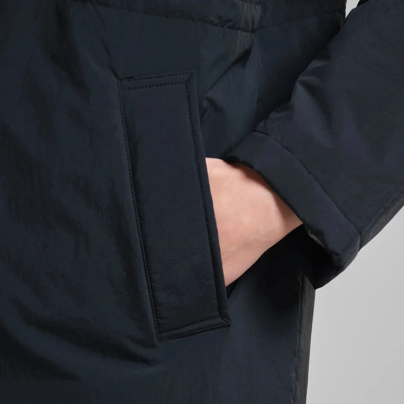 LAST ONE in L - Padded Coat Spraglehall - Black